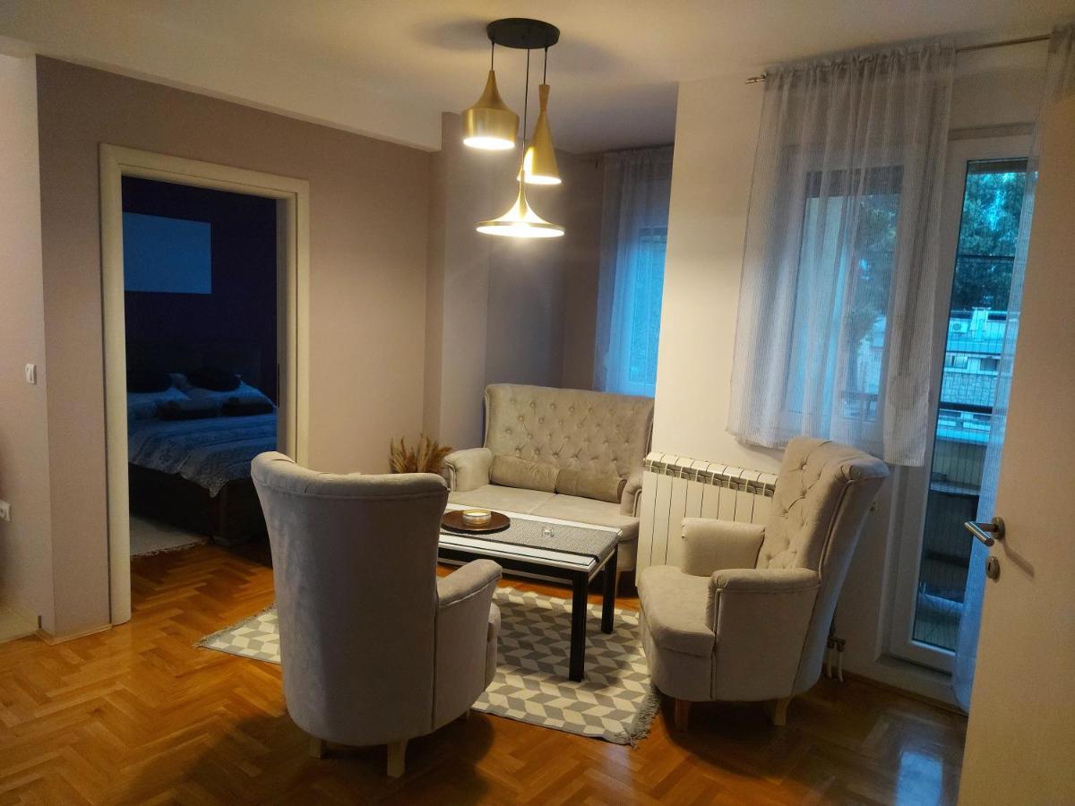 River Lux Sremska Mitrovica Esterno foto